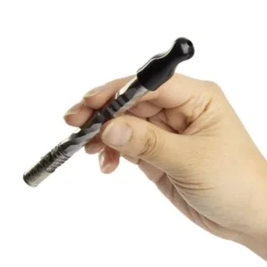 Hand holding Dynavap with black mouthpiece